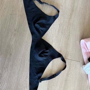 SKIMS plunge bralette